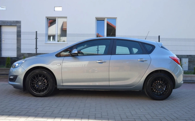 Opel Astra cena 32900 przebieg: 180000, rok produkcji 2014 z Płock małe 562